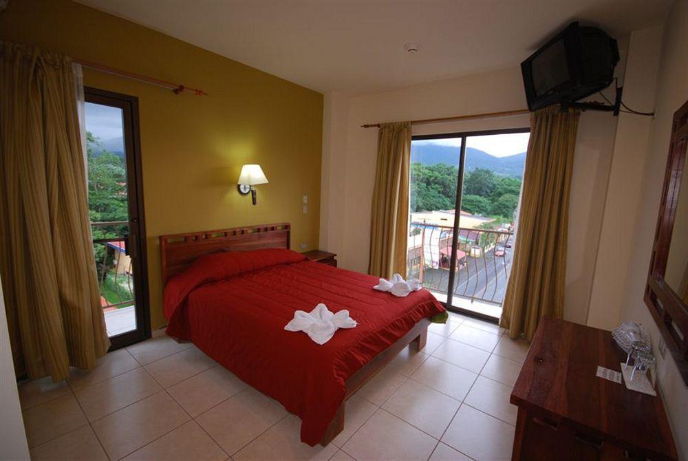 Hotel La Fortuna Exterior photo