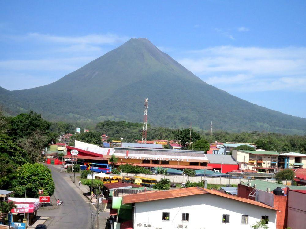 Hotel La Fortuna Exterior photo